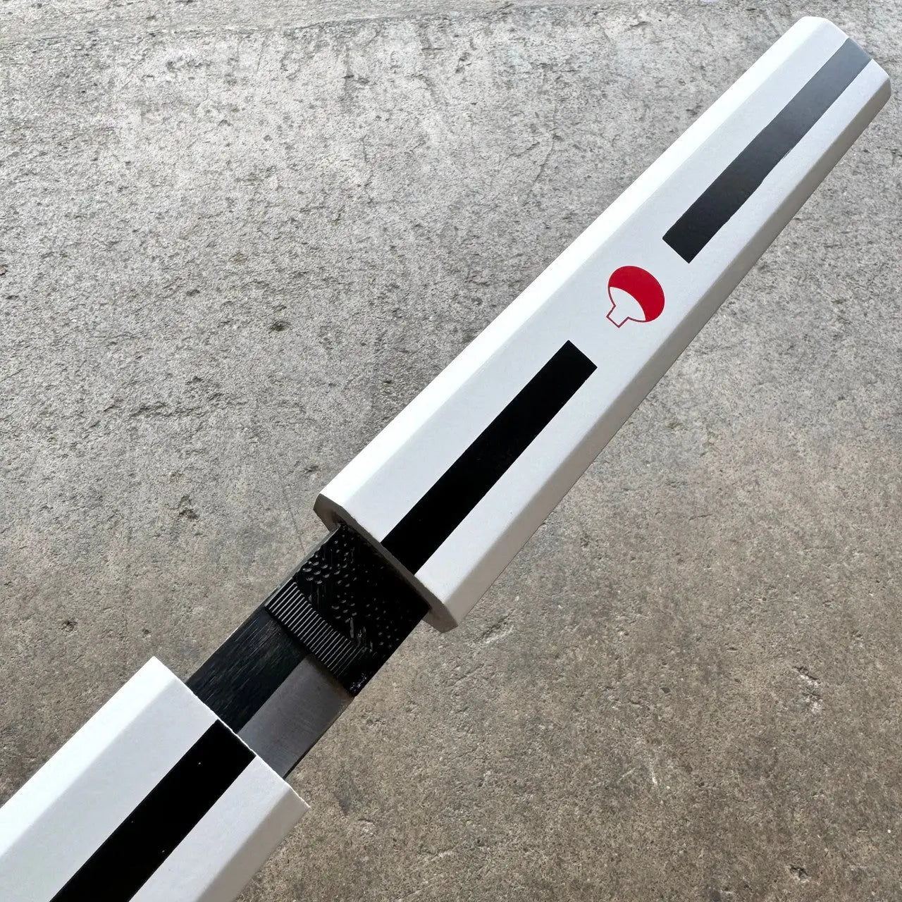 Sasuke's Grass Cutter Sword (Choose Black or White) - Prime Amigo Blades